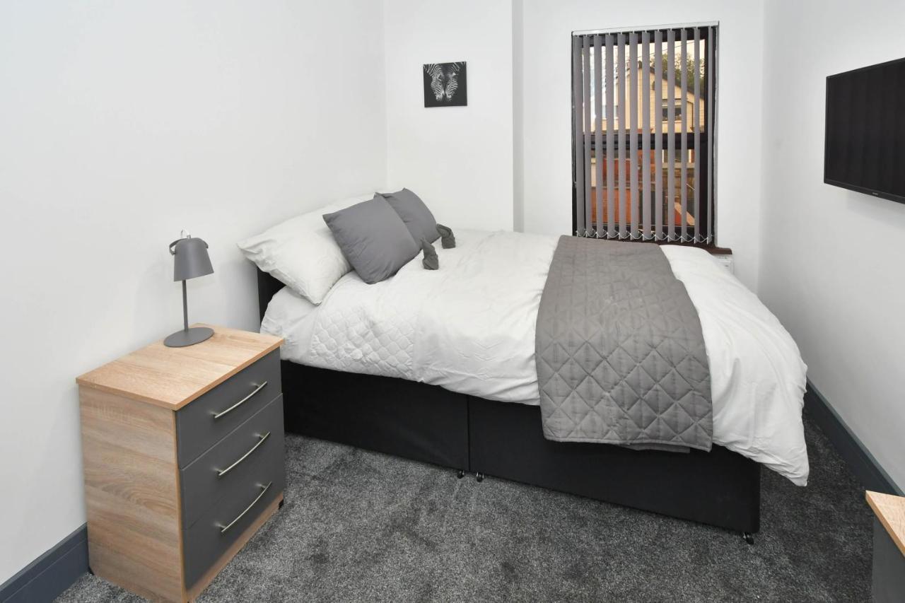 Townhouse @ Princes Road Stoke Exterior photo