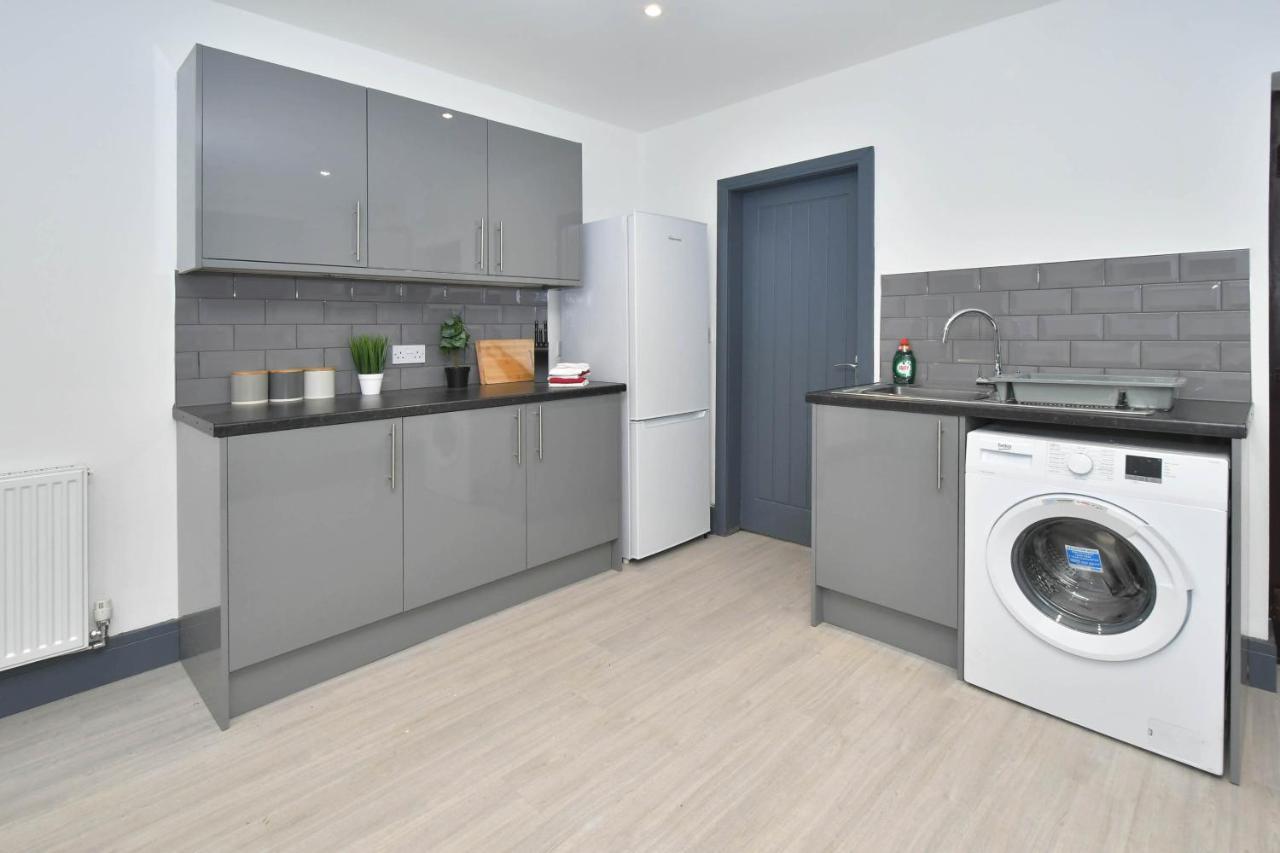 Townhouse @ Princes Road Stoke Exterior photo