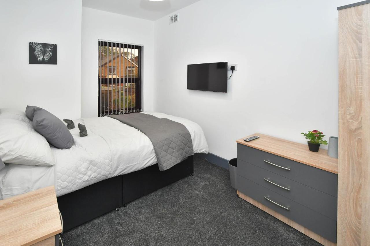 Townhouse @ Princes Road Stoke Exterior photo