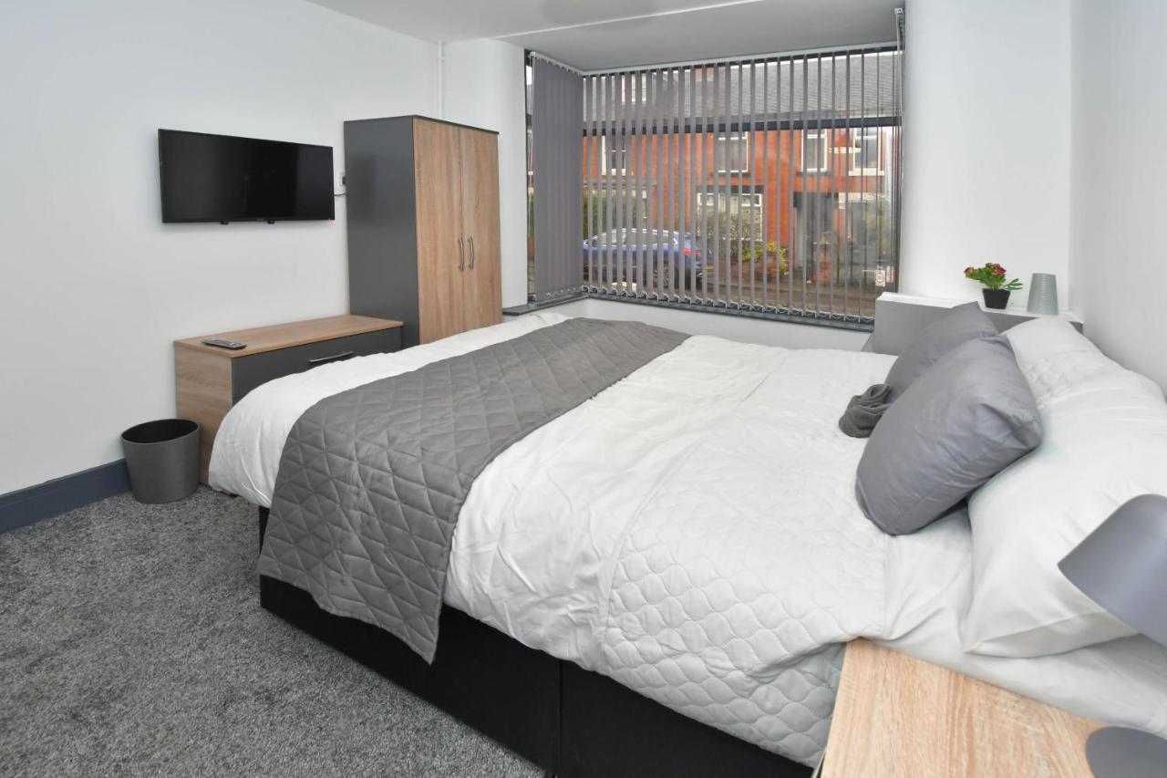 Townhouse @ Princes Road Stoke Exterior photo
